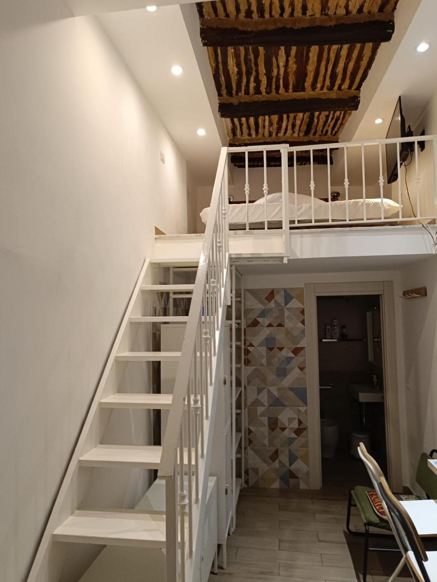 Wonders House Apartment Napoli Bagian luar foto