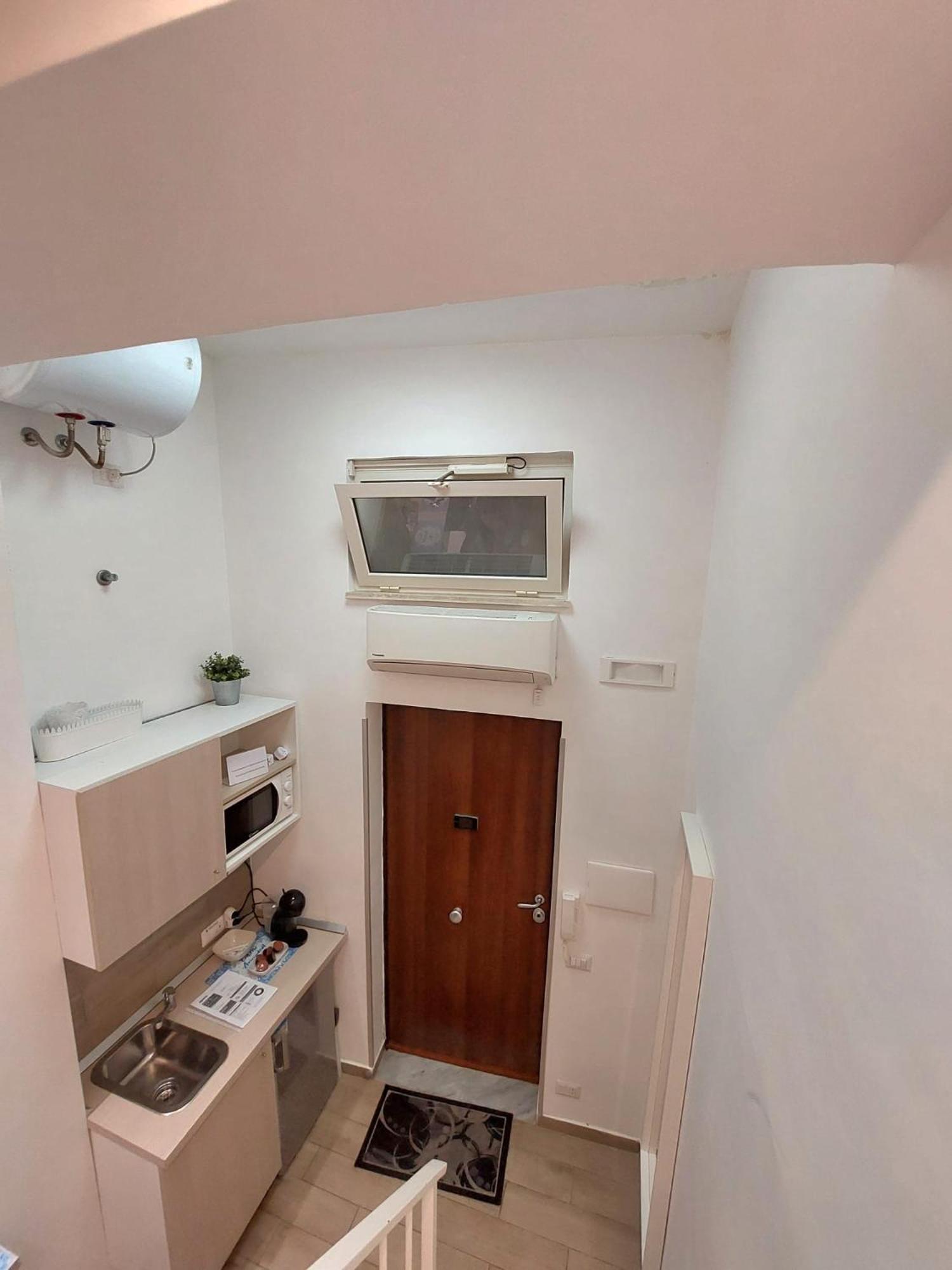 Wonders House Apartment Napoli Bagian luar foto