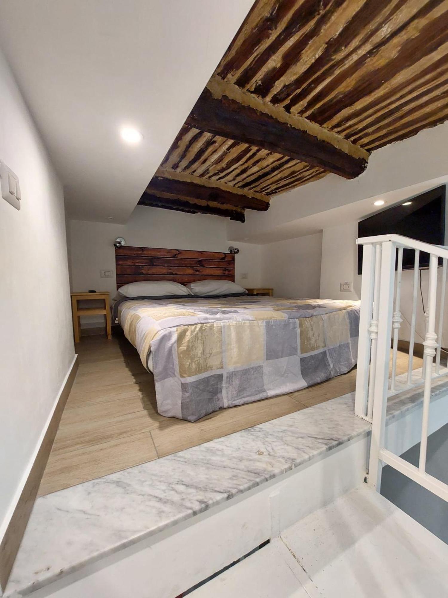 Wonders House Apartment Napoli Bagian luar foto